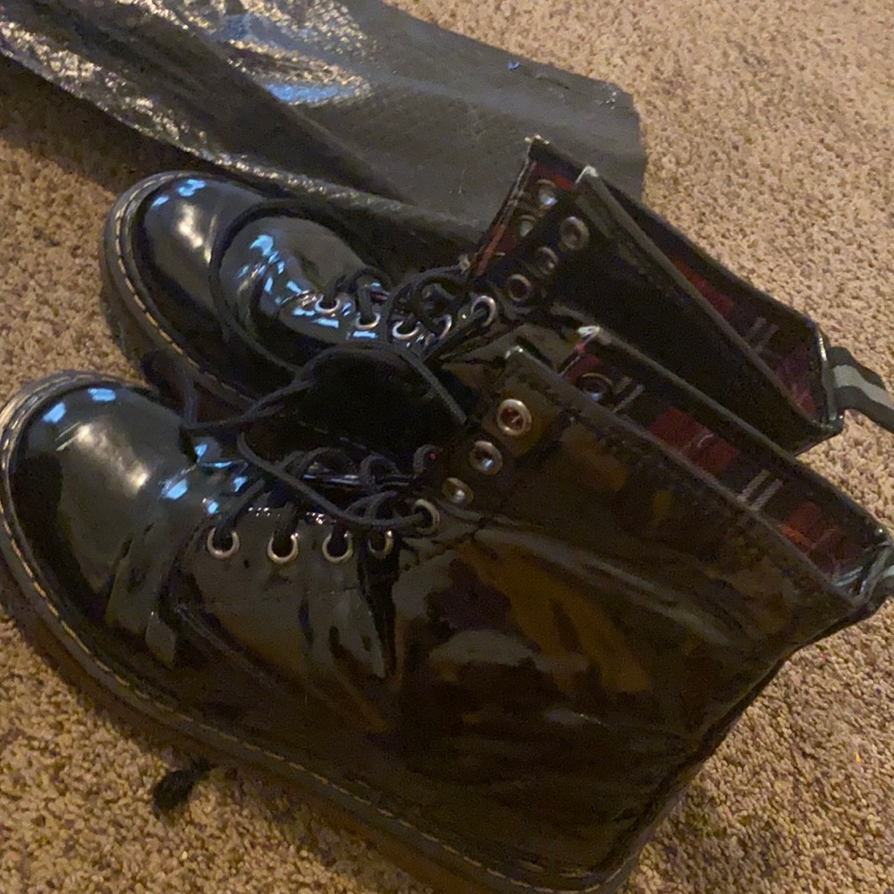 Boots I don’t wear any more like new